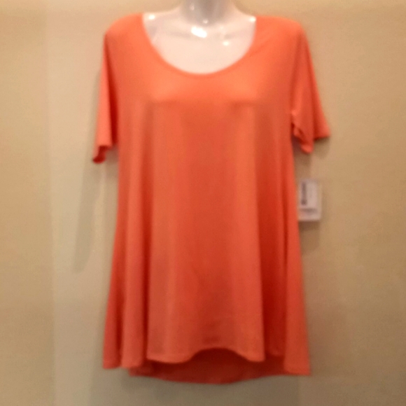 LulaRoe Peach ๐ Perfect T Top - Picture 4 of 11